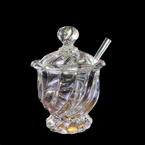 baccarat tableware.